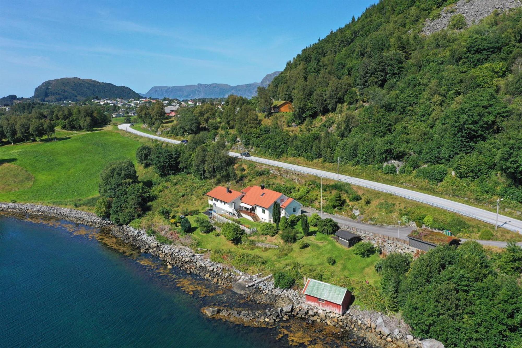 Skogstad Holiday Home Selje Екстериор снимка